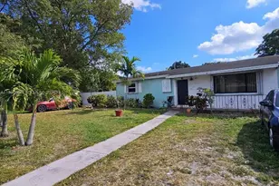 1760 NW 135th St, Miami, FL 33167 - Photo 2