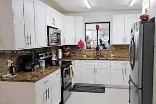 1760 NW 135th St, Miami, FL 33167 - Photo 8