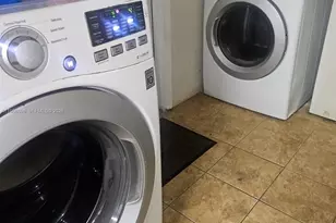 1760 NW 135th St, Miami, FL 33167 - Photo 14