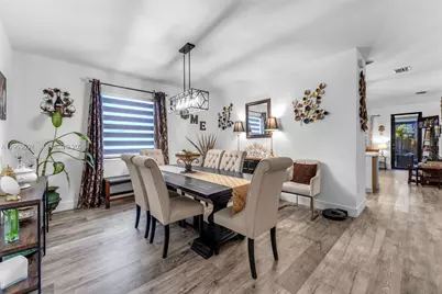 2484 SE 2nd St, Homestead, FL 33033 - Photo 6