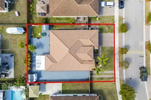 2484 SE 2nd St, Homestead, FL 33033 - Photo 40