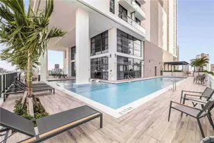 1642 NE 1st Ave, Miami, FL 33132 - Photo 10