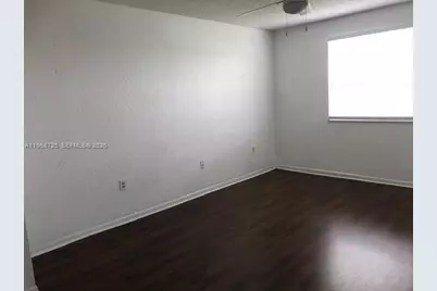 2811 N Oakland Forest Dr #104, Oakland Park, FL 33309 - Photo 18