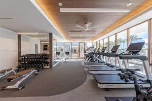 3900 Alton Rd, Miami Beach, FL 33140 - Photo 24