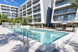 3900 Alton Rd, Miami Beach, FL 33140 - Photo 2