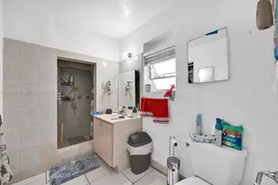 811 NW 24th Ct, Miami, FL 33125 - Photo 12