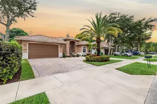 8346 SW 51st St, Davie, FL 33328 - Photo 2