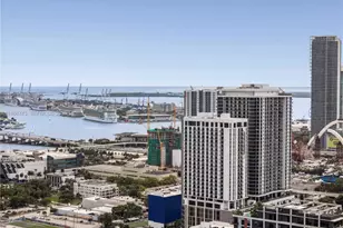 1642 NE 1st Ave, Miami, FL 33132 - Photo 2
