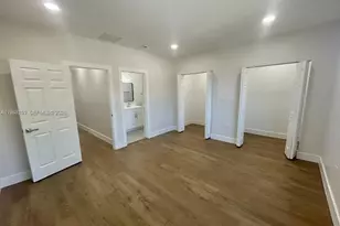 1123 NW 25th St, Miami, FL 33127 - Photo 10