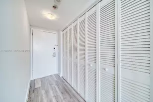 2000 NE 135th St, North Miami, FL 33181 - Photo 10