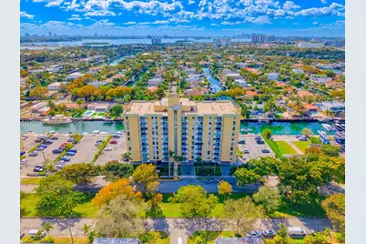 2000 NE 135th St #708, North Miami, FL 33181 - Photo 30