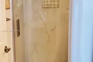 9720 S Hollybrook Lake Dr, Pembroke Pines, FL 33025 - Photo 6