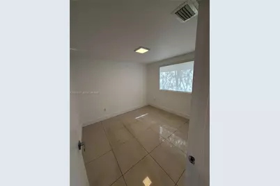 829 SW 18th Ave #109, Miami, FL 33135 - Photo 6