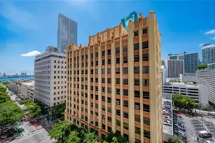 151 SE 1st St, Miami, FL 33131 - Photo 12
