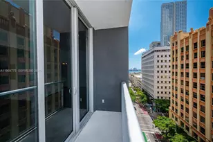151 SE 1st St, Miami, FL 33131 - Photo 10