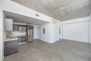 151 SE 1st St, Miami, FL 33131 - Photo 2