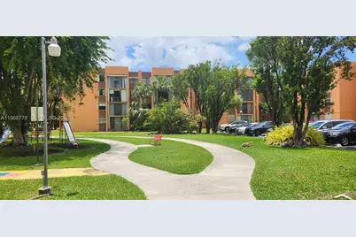 9440 W Flagler St #104, Miami, FL 33174 - Photo 34