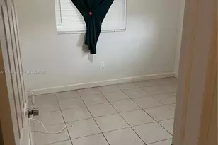 890 NW 22nd Ct, Miami, FL 33125 - Photo 22