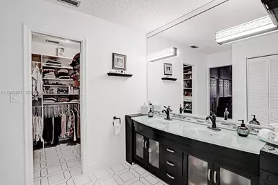 8084 Buttonwood Cir, Tamarac, FL 33321 - Photo 60