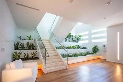 1040 Biscayne Blvd #2202, Miami, FL 33132 - Photo 52