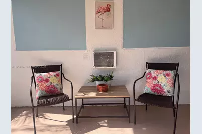 582 E 18th St #B, Hialeah, FL 33013 - Photo 12