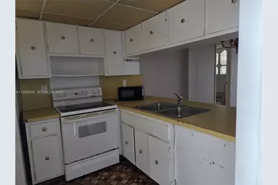 14155 SW 87th St #E202, Miami, FL 33183 - Photo 2