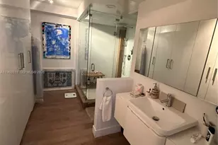 1430 Brickell Bay Dr, Miami, FL 33131 - Photo 10