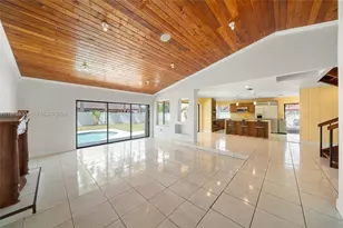 4231 NW 73rd Ave, Lauderhill, FL 33319 - Photo 2