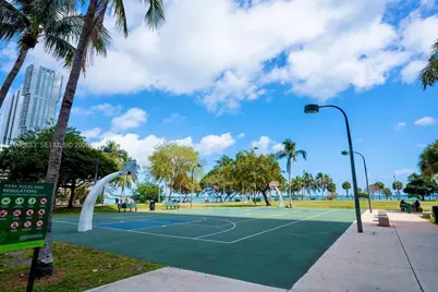 2000 N Bayshore Dr #1003, Miami, FL 33137 - Photo 42