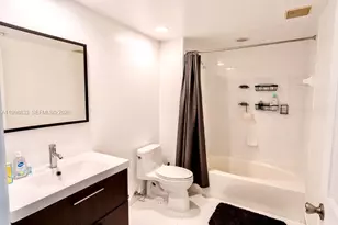 2000 N Bayshore Dr, Miami, FL 33137 - Photo 18