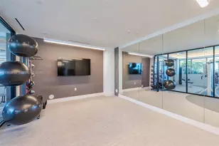 3900 Alton Rd, Miami Beach, FL 33140 - Photo 30