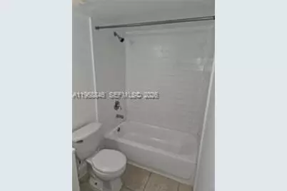 1153 Lake Victoria Dr #J, West Palm Beach, FL 33411 - Photo 16