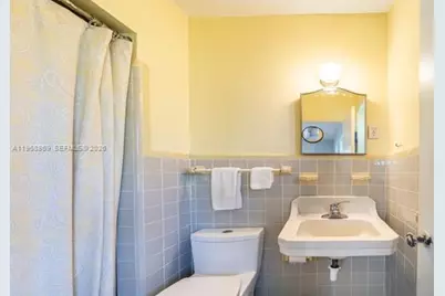 9118 NE 5th Ave, Miami Shores, FL 33138 - Photo 18