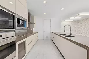 17475 Collins Ave, Sunny Isles Beach, FL 33160 - Photo 6