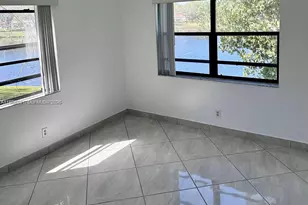 9022 NW 28th Dr, Coral Springs, FL 33065 - Photo 4