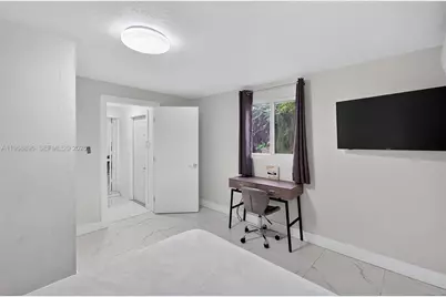 231 NW 44th St, Miami, FL 33127 - Photo 30