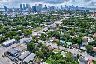 231 NW 44th St, Miami, FL 33127 - Photo 36