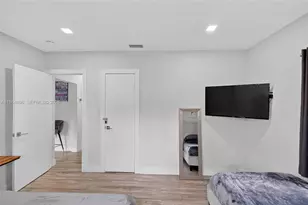 231 NW 44th St, Miami, FL 33127 - Photo 28