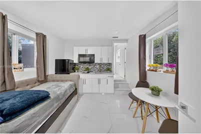 231 NW 44th St, Miami, FL 33127 - Photo 24