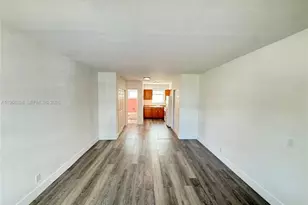 158 Ocean Dr, Miami Beach, FL 33139 - Photo 2