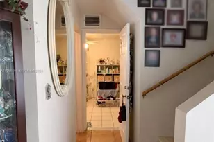 19804 NW 67th Ct, Hialeah, FL 33015 - Photo 8