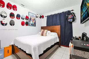 3289 W 70th St, Hialeah, FL 33018 - Photo 32