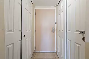 19201 Collins Ave, Sunny Isles Beach, FL 33160 - Photo 6