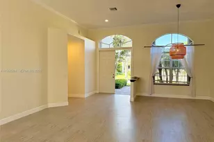 2644 Miller Ct, Weston, FL 33332 - Photo 10