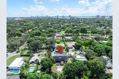 11402 NE 8th Ct, Biscayne Park, FL 33161 - Photo 12