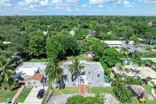 11402 NE 8th Ct, Biscayne Park, FL 33161 - Photo 10