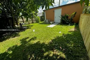 1588 NW 8th Ave, Homestead, FL 33030 - Photo 2