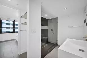 5225 Collins Ave, Miami Beach, FL 33140 - Photo 26