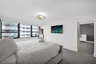 5225 Collins Ave, Miami Beach, FL 33140 - Photo 20