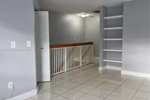 18316 NW 68th Ave, Hialeah, FL 33015 - Photo 14